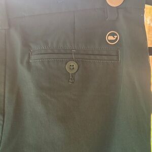 🐳 Vineyard Vines Boys 12